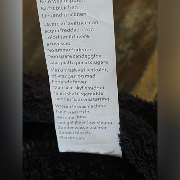 NWT YITTY Pet Me Short Fuzzy Zip Up One Piece Black Size Large - Picture 11 of 14